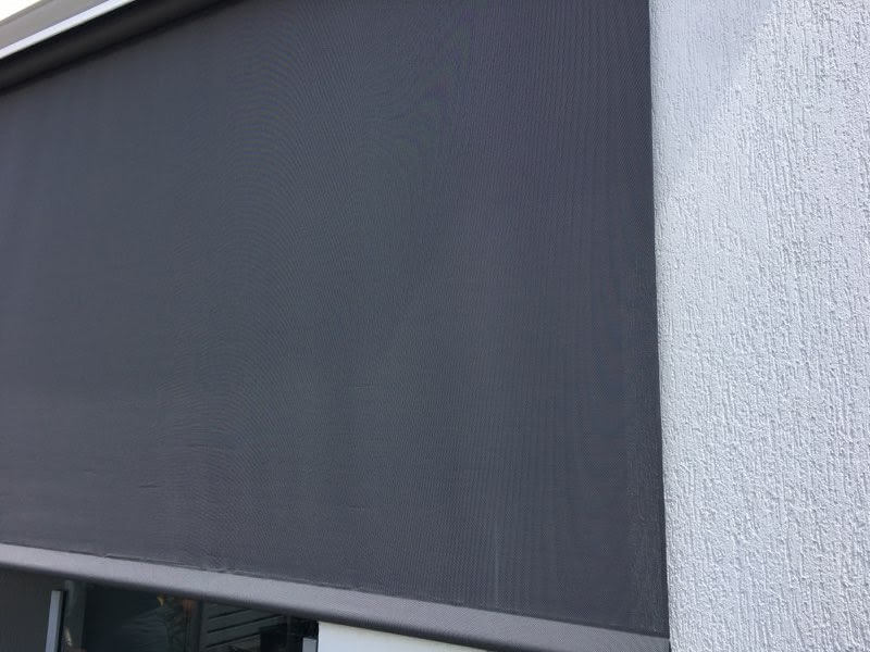 Urban track outdoor zip blinds